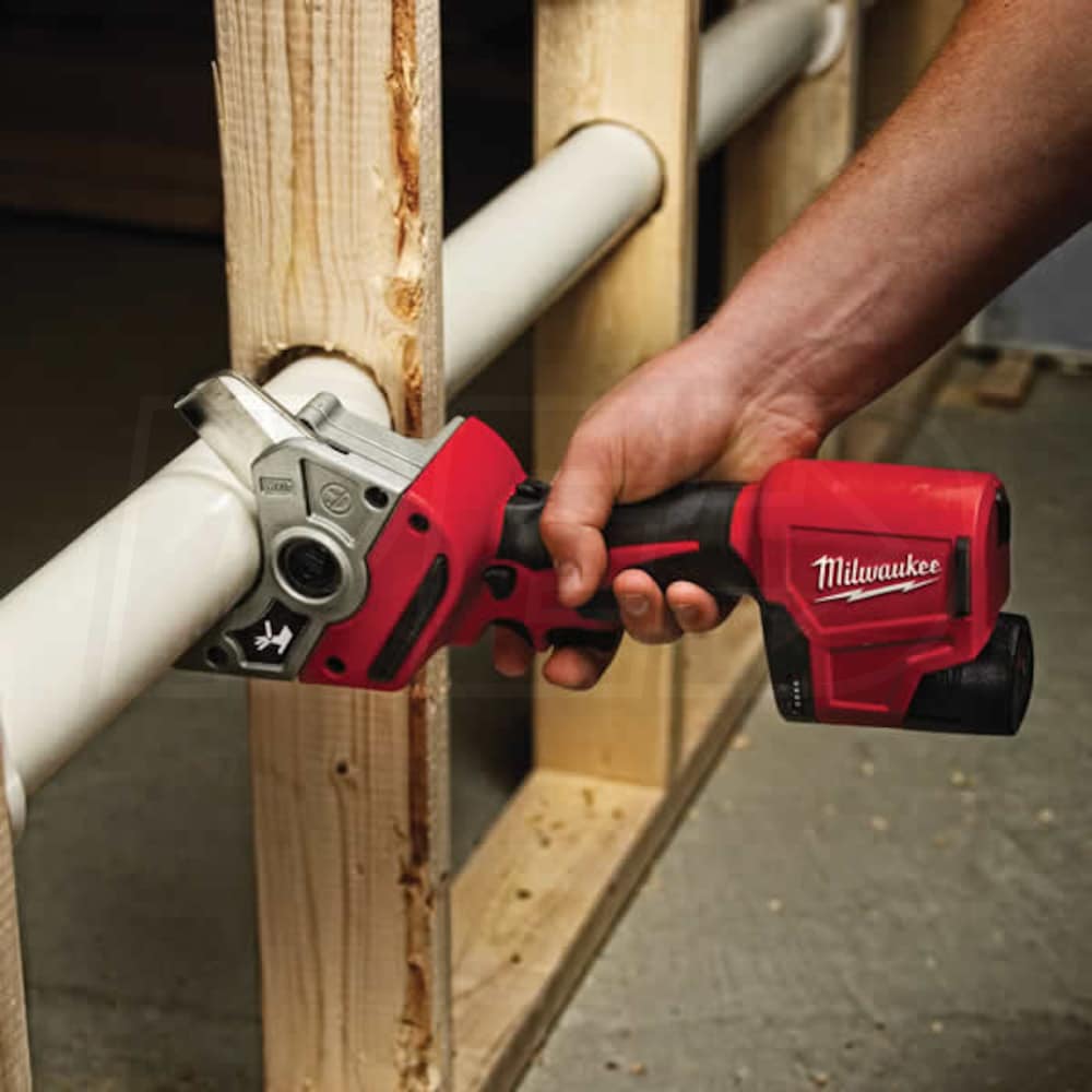 Milwaukee 2470-20 Cordless Pvc Shear， 12v， 2-3/8 In. :B01MRK27FU